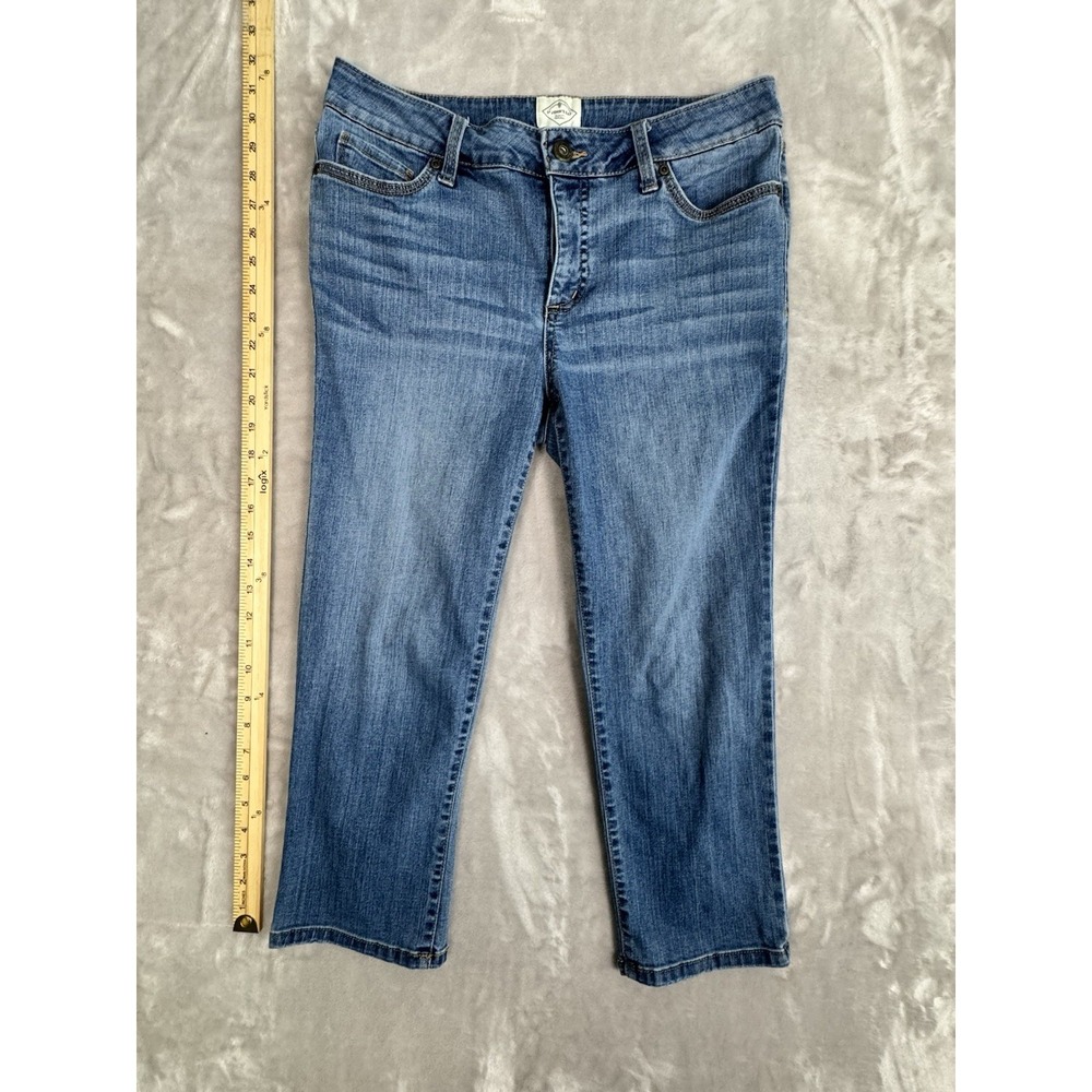 St. John's Bay Capri Women's Size 8 Medium Wash Blue Denim jeans